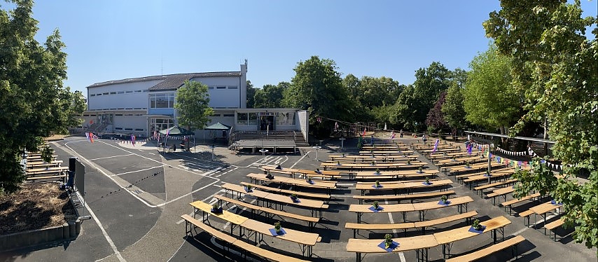 Viele Helfer sorgten dafür, dass es ein schönes Fest wurde.